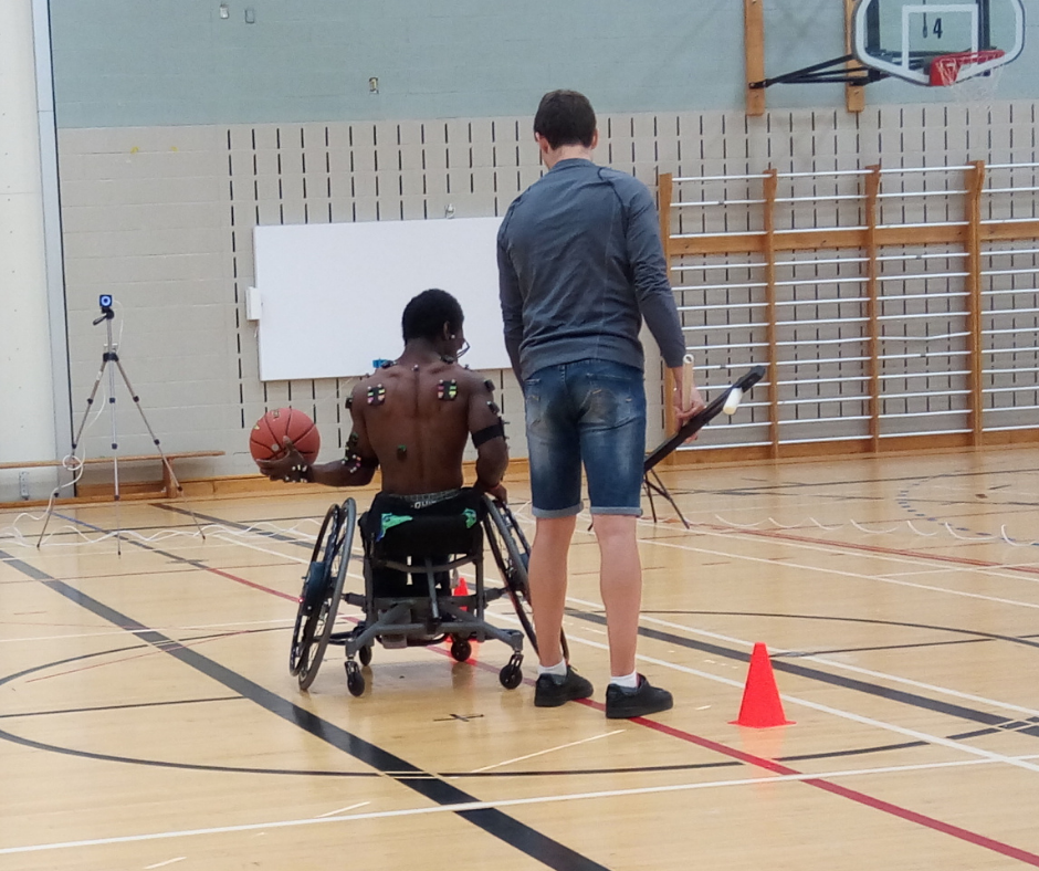 Étude biomécanique dribble basket-fauteuil